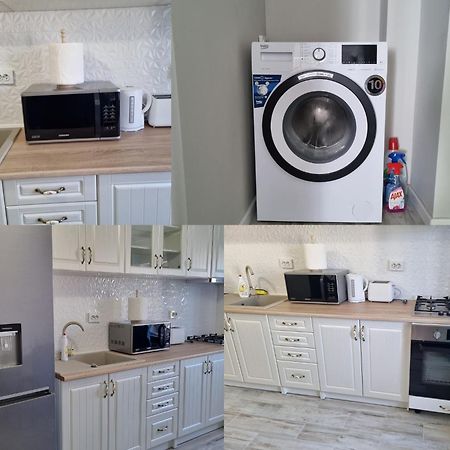 Luxurious Apartment With 3 Rooms And 2 Bathrooms In Corabia Exteriér fotografie