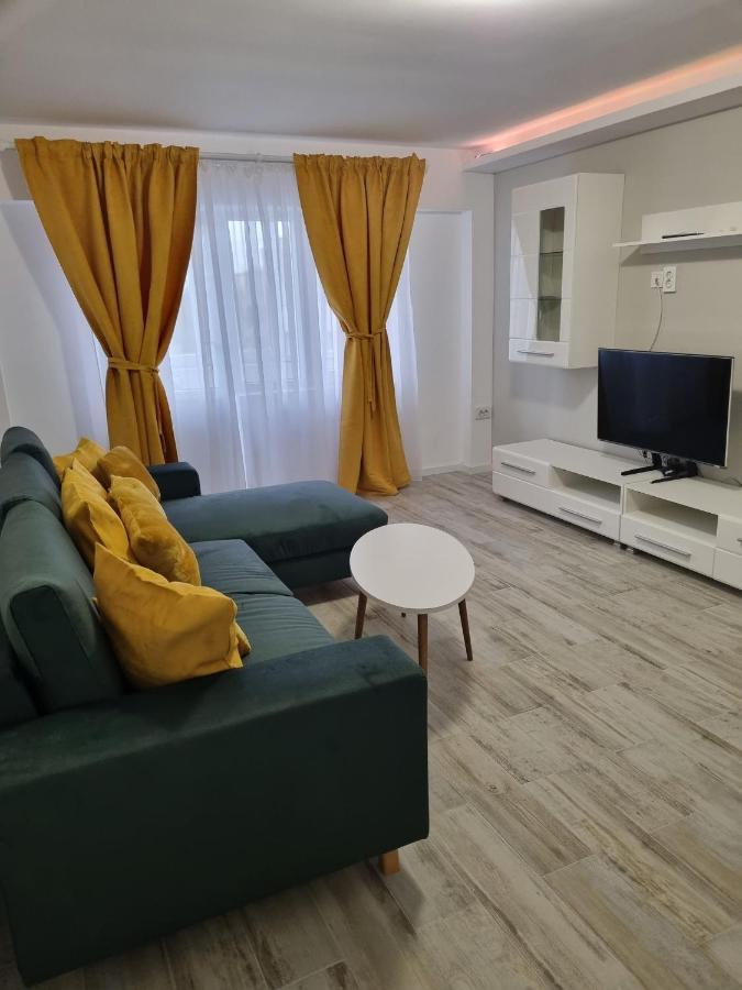 Luxurious Apartment With 3 Rooms And 2 Bathrooms In Corabia Exteriér fotografie