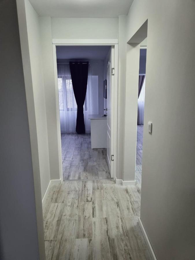 Luxurious Apartment With 3 Rooms And 2 Bathrooms In Corabia Exteriér fotografie